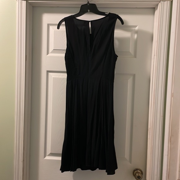 Old Navy simple black dress. New w/tags. Size medium. Light-weight. Knee-length - Picture 2 of 6